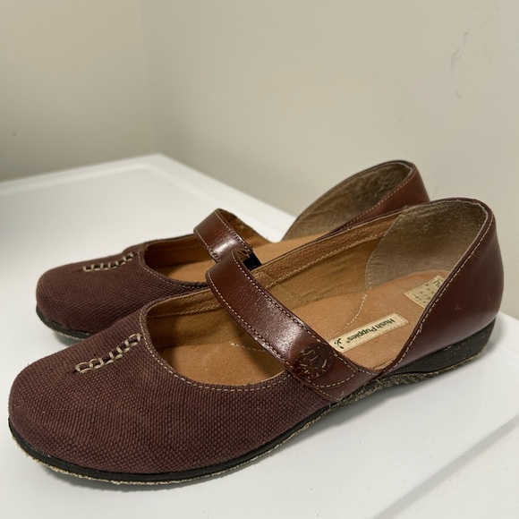 Hush Puppies Mary Janes Shoes Brown Size 10 - Picture 1 of 15